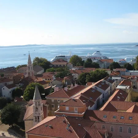 Marica Amazing View 아파트 자다르