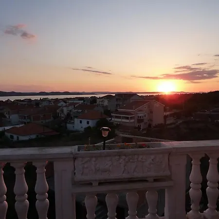 Marica Amazing View 아파트 자다르