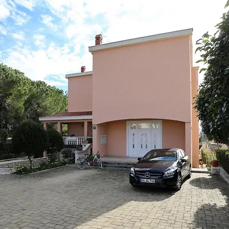 Marica Amazing View *